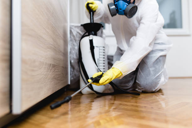 Best Commercial Pest Control Services  in Benton City, WA